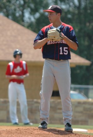   The Pitchers Glove Hide the Grip  